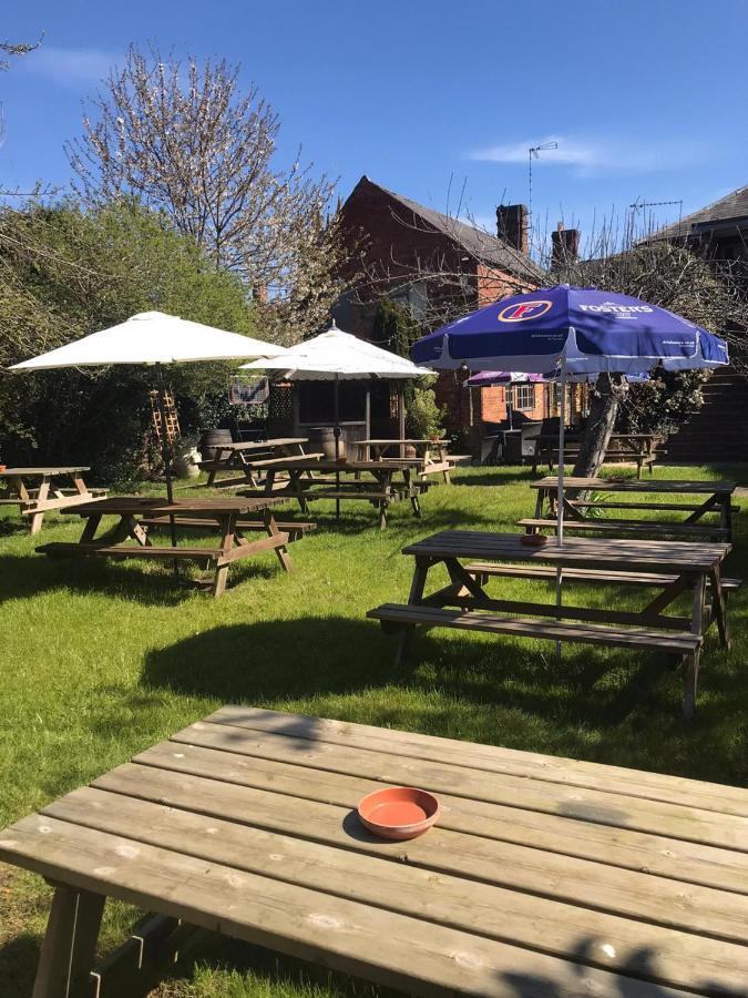 Oyo Unicorn Inn Deddington Exterior photo