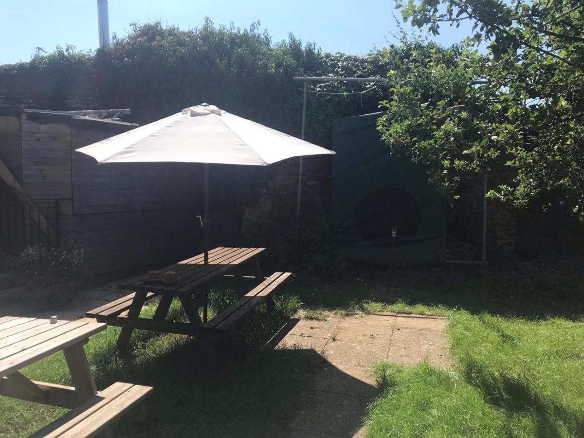 Oyo Unicorn Inn Deddington Exterior photo