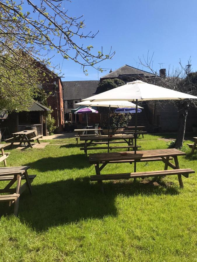 Oyo Unicorn Inn Deddington Exterior photo