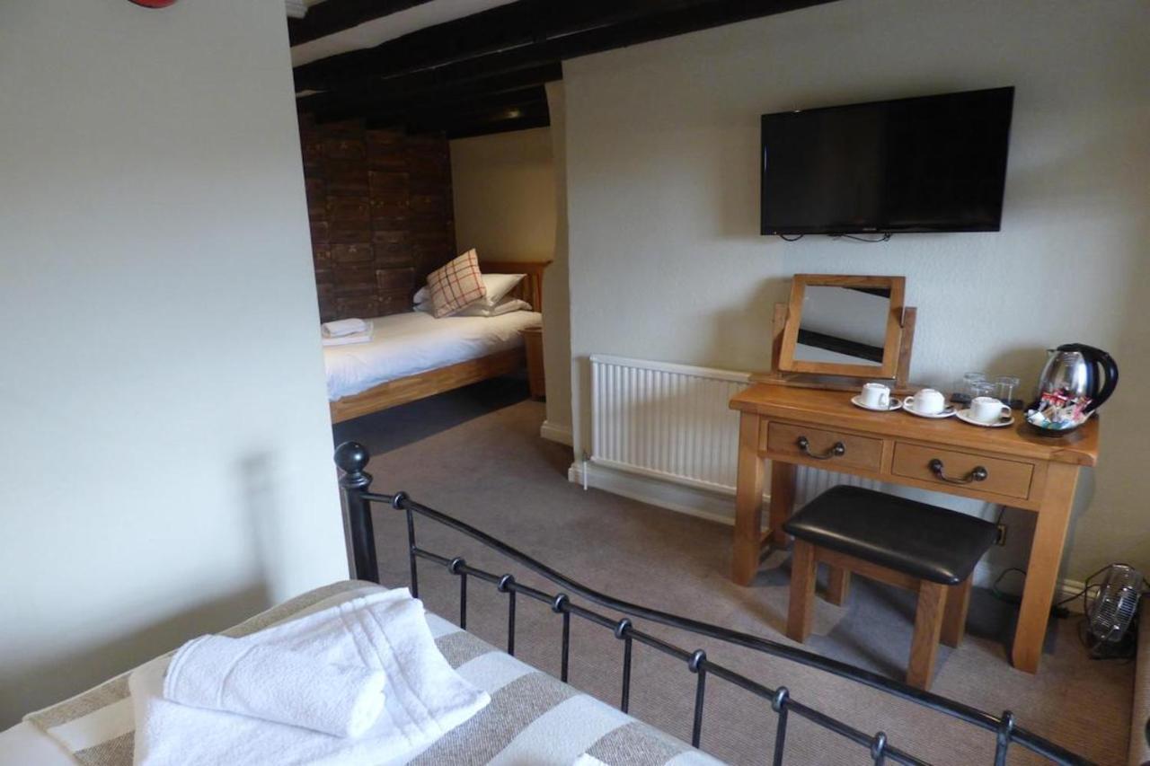 Oyo Unicorn Inn Deddington Exterior photo